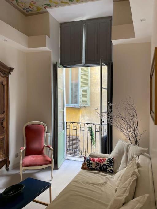 Luxury Apartment In The Heart Of Old Town Nice. Buitenkant foto