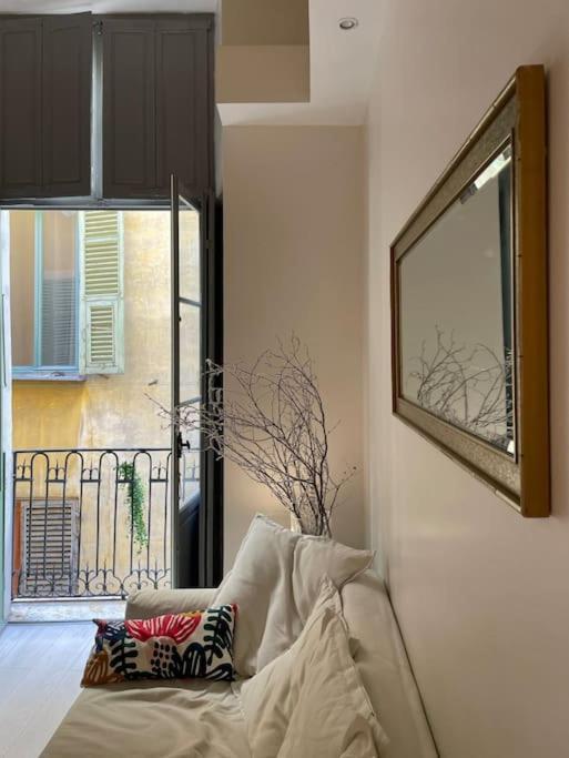 Luxury Apartment In The Heart Of Old Town Nice. Buitenkant foto