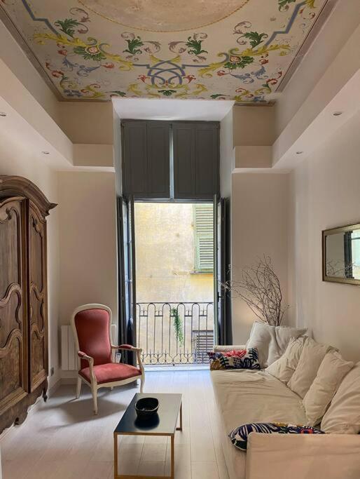 Luxury Apartment In The Heart Of Old Town Nice. Buitenkant foto