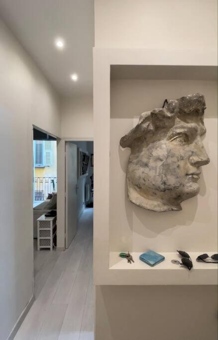 Luxury Apartment In The Heart Of Old Town Nice. Buitenkant foto