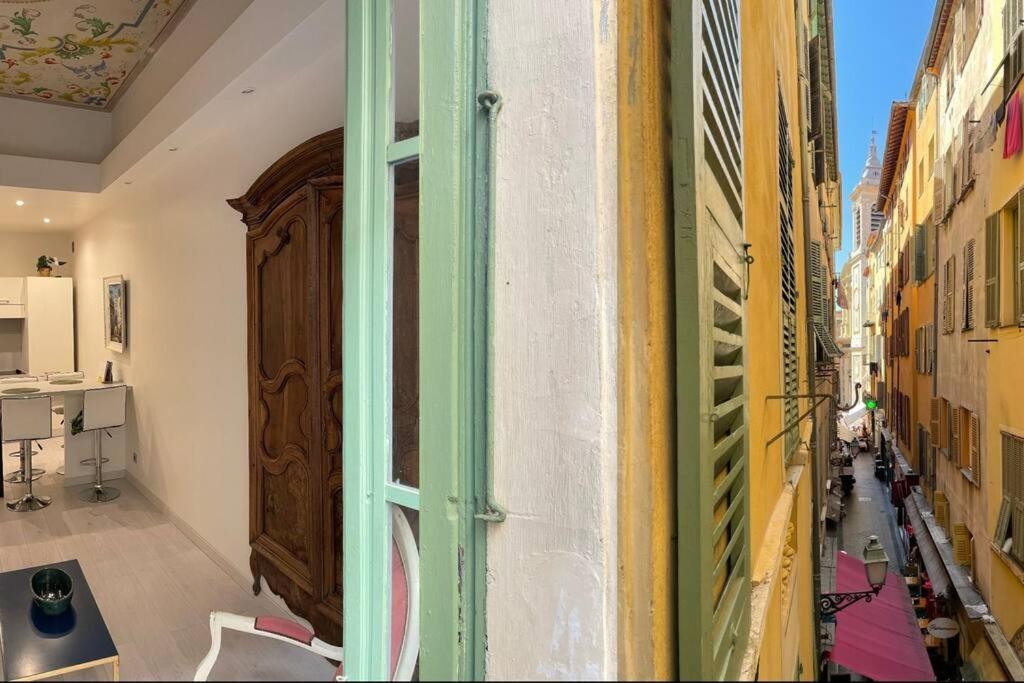 Luxury Apartment In The Heart Of Old Town Nice. Buitenkant foto